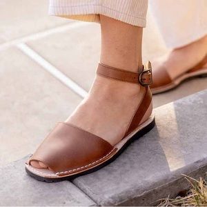 *brand new* Pons Avarcas Sandals Classic Style Strap Brown